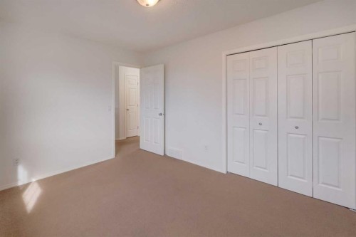 160 Rockywood Park Nw, Calgary, AB - Indoor Photo Showing Other Room