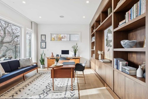 708 Crescent Boulevard Sw, Calgary, AB - Indoor Photo Showing Office