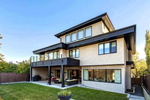 708 Crescent Boulevard Sw, Calgary, AB - Outdoor