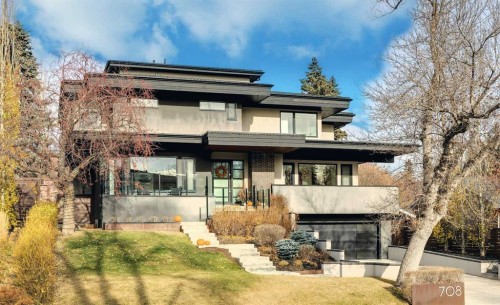 708 Crescent Boulevard Sw, Calgary, AB - Outdoor