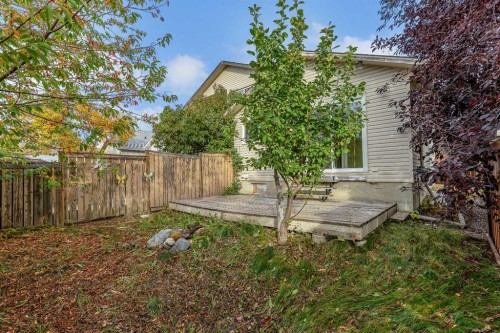 164 Deerview Way Se, Calgary, AB - Outdoor
