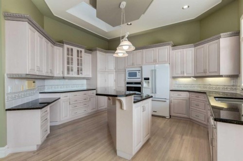 14 Patina Lane Sw, Calgary, AB - Indoor Photo Showing Kitchen With Upgraded Kitchen