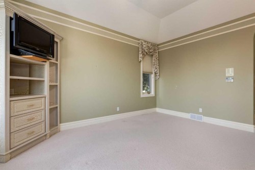 14 Patina Lane Sw, Calgary, AB - Indoor Photo Showing Other Room