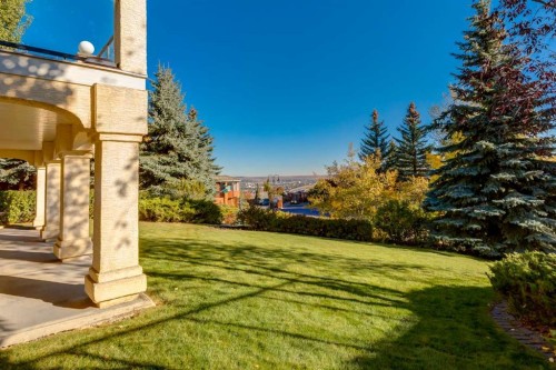 14 Patina Lane Sw, Calgary, AB - Outdoor