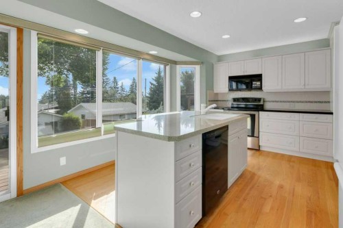 4808 Nordegg Crescent Nw, Calgary, AB - Indoor Photo Showing Kitchen