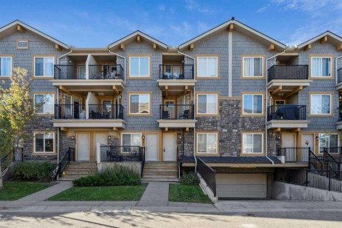 229 Mckenzie Towne Lane SE Calgary, AB T2Z 0C3