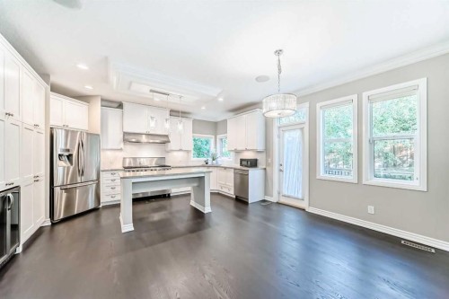 173 Aspenshire Drive Sw, Calgary, AB - Indoor Photo Showing Kitchen With Upgraded Kitchen