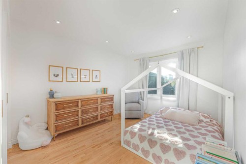 12235 Lake Fraser Way Se, Calgary, AB - Indoor Photo Showing Bedroom