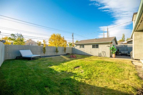 12235 Lake Fraser Way Se, Calgary, AB - Outdoor