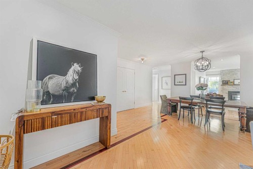 12235 Lake Fraser Way Se, Calgary, AB - Indoor