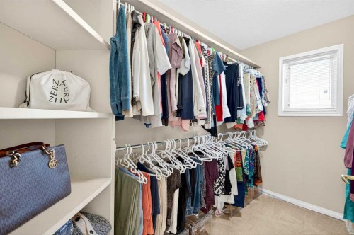 10345 Hamptons Boulevard Nw, Calgary, AB - Indoor With Storage