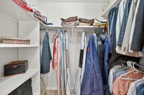 10345 Hamptons Boulevard Nw, Calgary, AB - Indoor With Storage