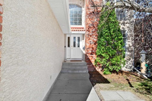 10345 Hamptons Boulevard Nw, Calgary, AB - Outdoor