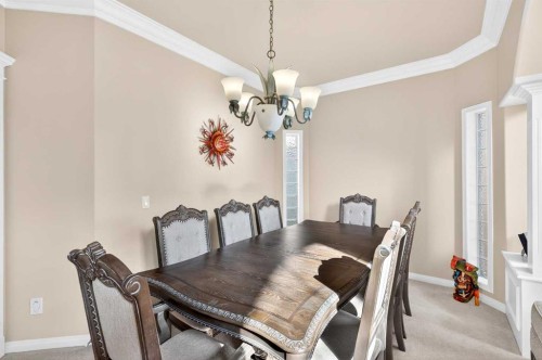 10345 Hamptons Boulevard Nw, Calgary, AB - Indoor Photo Showing Dining Room