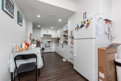 29 Cityside Link Ne, Calgary, AB - Indoor Photo Showing Kitchen