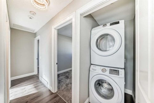 199 Maitland Drive Ne, Calgary, AB - Indoor Photo Showing Laundry Room