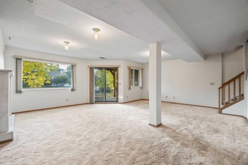 52 Sandarac Circle Nw, Calgary, AB - Indoor Photo Showing Other Room