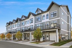 119 Les Jardins Park SE Calgary, AB T2C 5V3