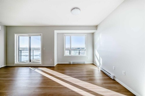 1305-42 Cranbrook Gardens Se, Calgary, AB - Indoor Photo Showing Other Room