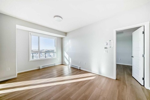 1305-42 Cranbrook Gardens Se, Calgary, AB - Indoor Photo Showing Other Room