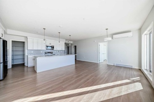 1305-42 Cranbrook Gardens Se, Calgary, AB - Indoor Photo Showing Kitchen