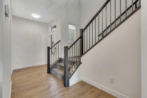 211 Creekstone Row Sw, Calgary, AB - Indoor Photo Showing Other Room