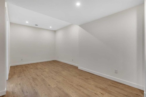 211 Creekstone Row Sw, Calgary, AB - Indoor Photo Showing Other Room
