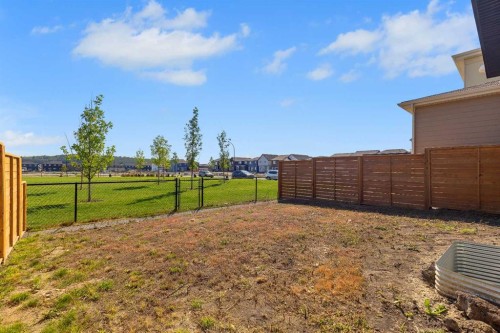 211 Creekstone Row Sw, Calgary, AB - Outdoor