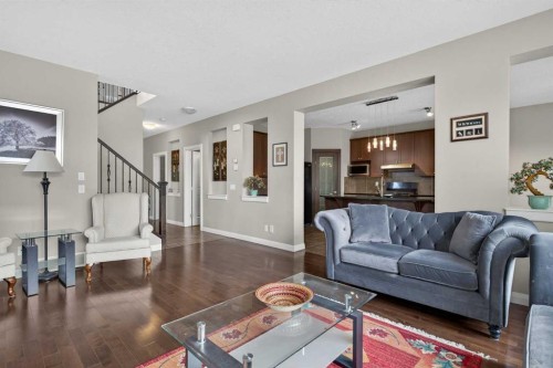 137 Evanspark Circle Nw, Calgary, AB - Indoor Photo Showing Living Room