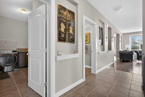 137 Evanspark Circle Nw, Calgary, AB - Indoor Photo Showing Laundry Room