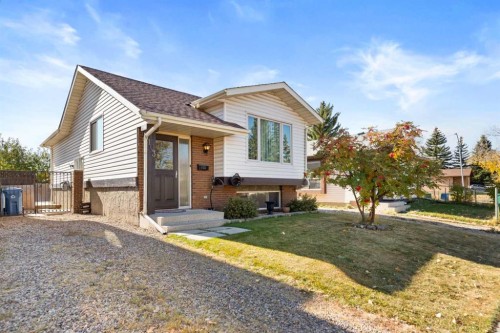 103 Abadan Crescent Ne, Calgary, AB - Outdoor