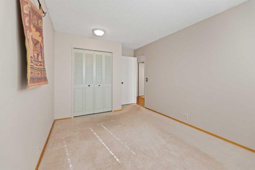 103 Abadan Crescent Ne, Calgary, AB - Indoor Photo Showing Other Room