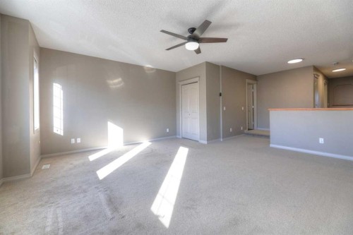 8903 Royal Oak Way Nw, Calgary, AB - Indoor Photo Showing Other Room