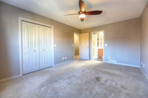 8903 Royal Oak Way Nw, Calgary, AB - Indoor Photo Showing Other Room