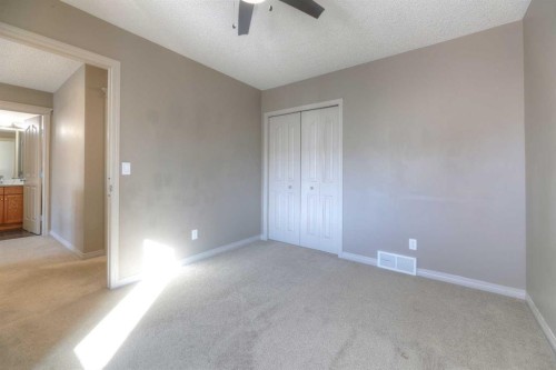 8903 Royal Oak Way Nw, Calgary, AB - Indoor Photo Showing Other Room