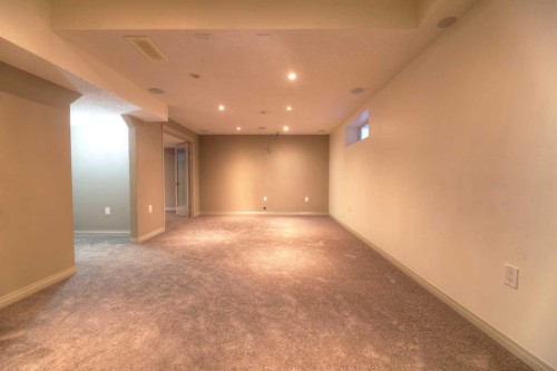 8903 Royal Oak Way Nw, Calgary, AB - Indoor Photo Showing Other Room