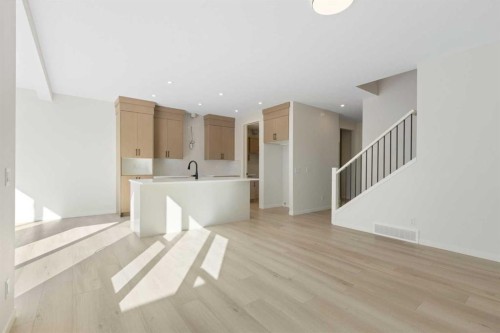 17 Marmot Passage Nw, Calgary, AB - Indoor