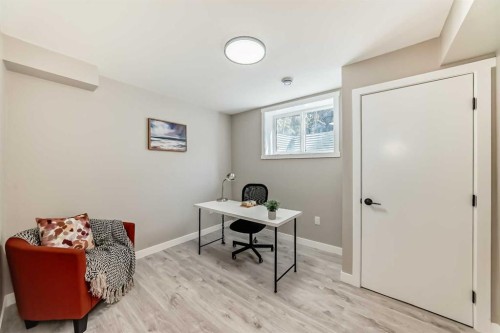 1923 9A Avenue Ne, Calgary, AB - Indoor