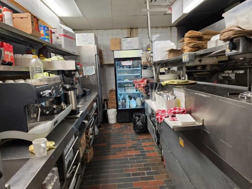 0 16 Avenue Nw, Calgary, AB 