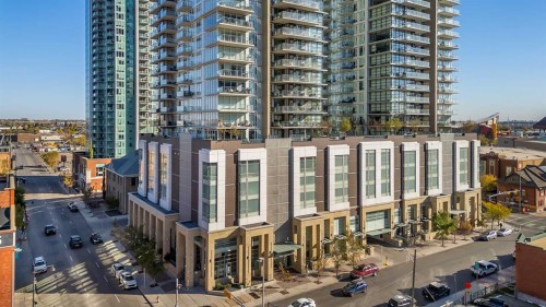2208-1122 3 Street Se, Calgary, AB - Outdoor With Facade