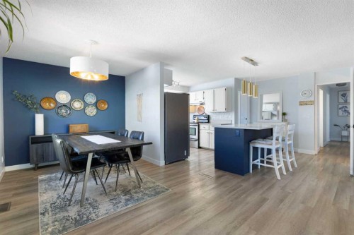 27 Deercrest Close Se, Calgary, AB - Indoor Photo Showing Dining Room