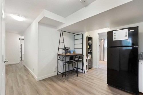 27 Deercrest Close Se, Calgary, AB - Indoor