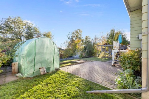 27 Deercrest Close Se, Calgary, AB - Outdoor