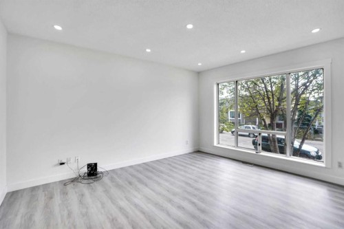 6032 Martingrove Road, Calgary, AB - Indoor