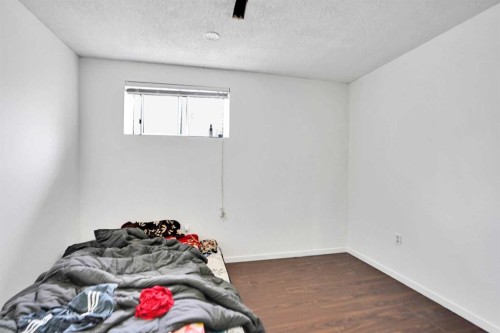 6032 Martingrove Road, Calgary, AB - Indoor Photo Showing Other Room