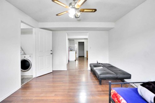 6032 Martingrove Road, Calgary, AB - Indoor