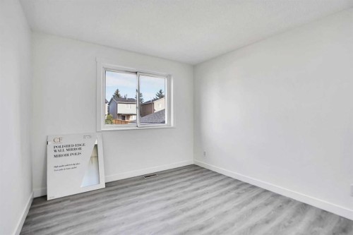 6032 Martingrove Road, Calgary, AB - Indoor Photo Showing Other Room