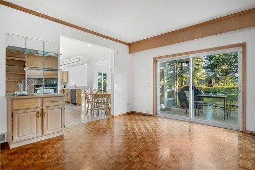 907 Shawnee Drive Sw, Calgary, AB - Indoor