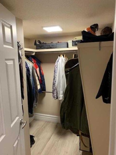 340-1001 13 Avenue Sw, Calgary, AB - Indoor With Storage