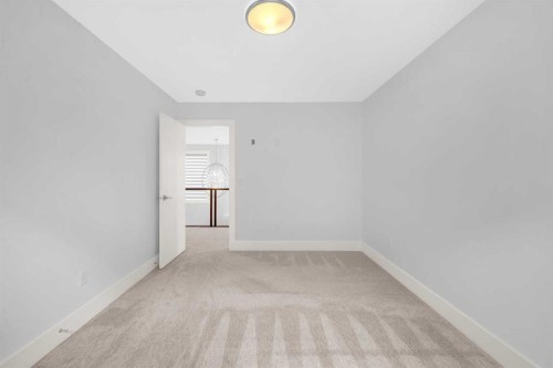127 Evansview Road Nw, Calgary, AB - Indoor Photo Showing Other Room
